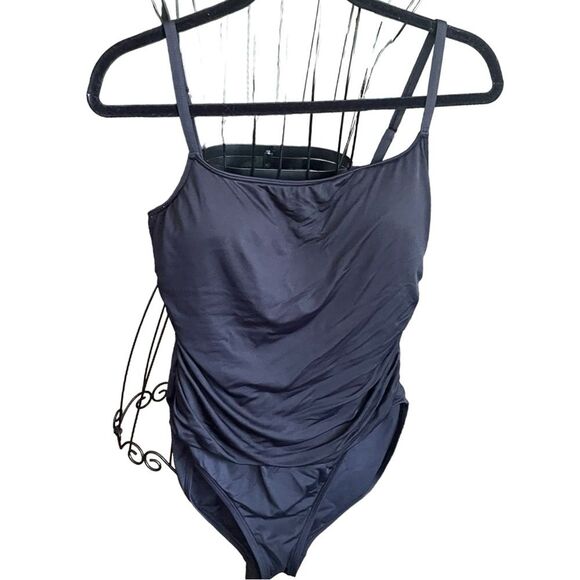 La Blanca Black Island Goddess Front Ruching One Piece Swimsuit Womens Size 12 - Picture 3 of 11